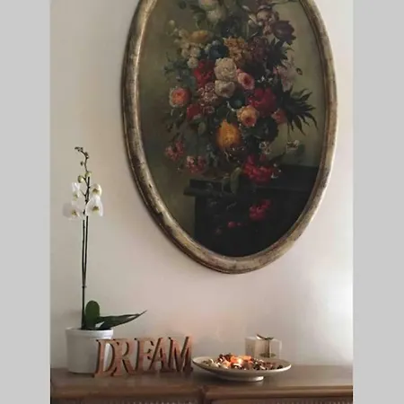 Via Sparano 아파트