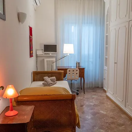 شقة Via Sparano باري